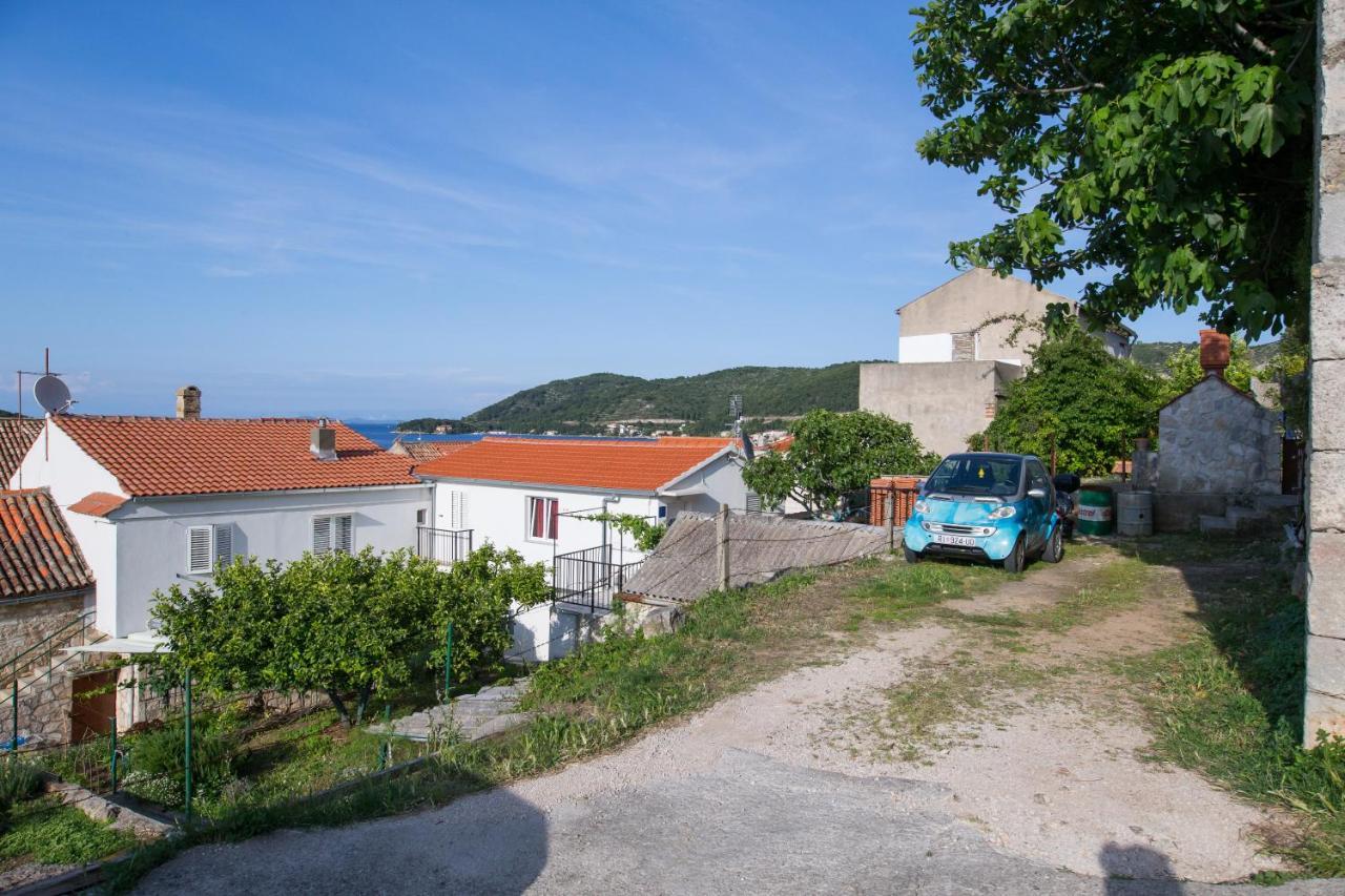 Strma Apartments Vis Exterior foto